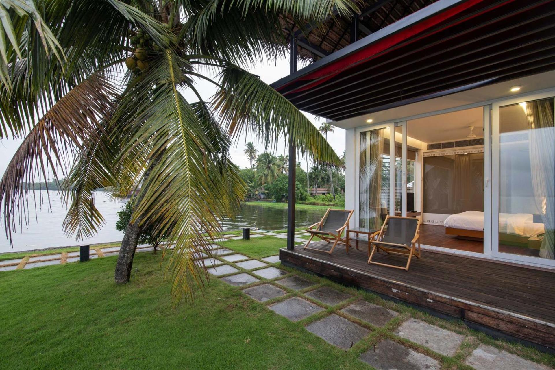 Stayvista At The Rain - River Villa With Infinity Pool Alappuzha Dış mekan fotoğraf